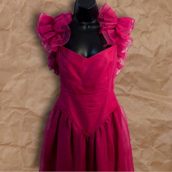 Vintage Dresses Vintage Fuchsia Pink Ruffle Sleeve Ball Gown Dress